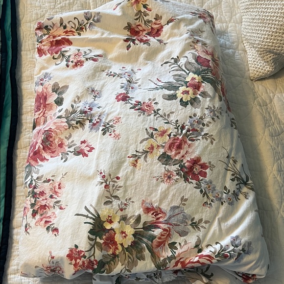 Ralph Lauren Other - Ralph Lauren fitted king sheet